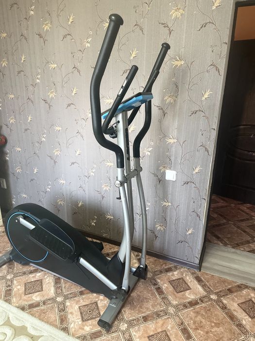 Larsen бренд тренажер сатылады.