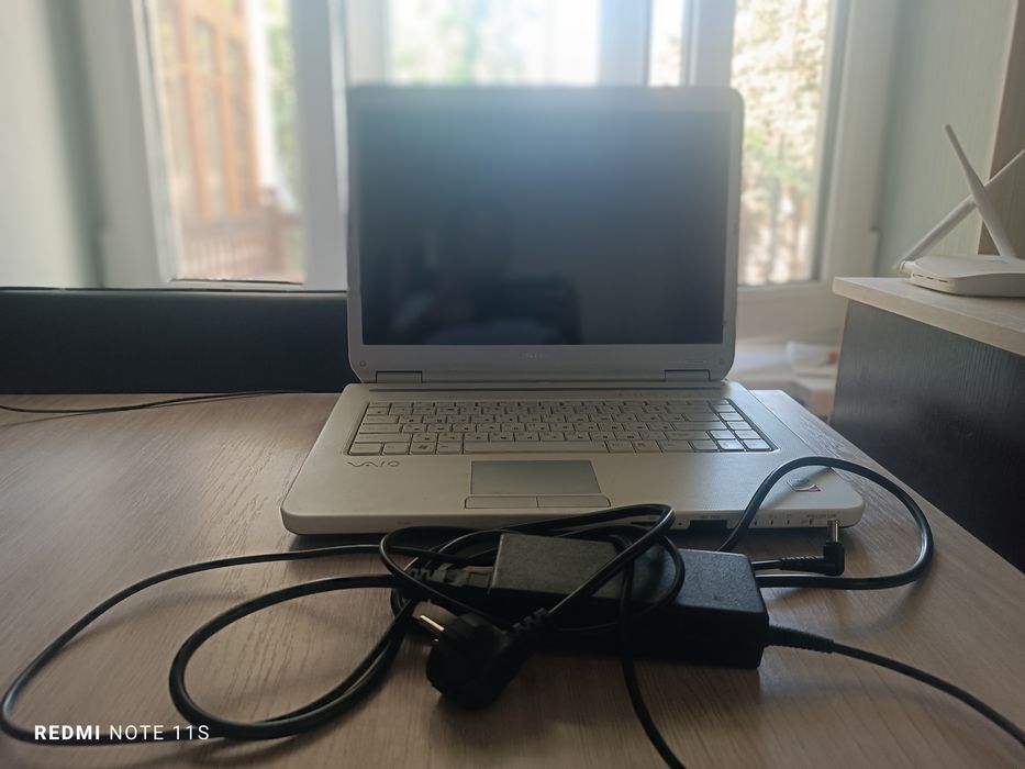 Продам ноутбук Sony б.у.