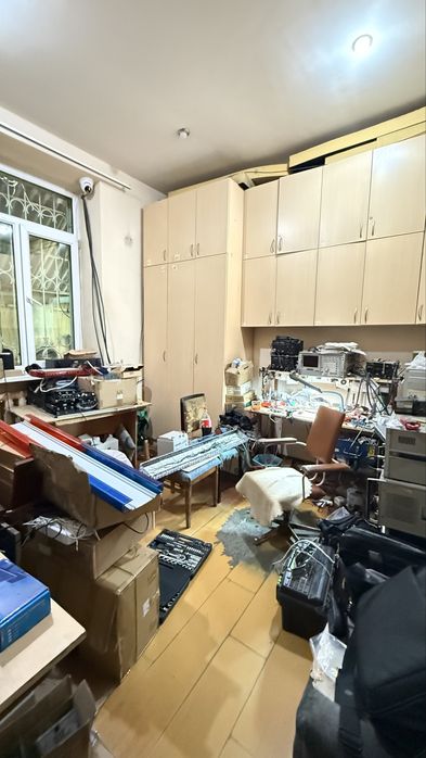 Продажа офисного помещения 1 линия Шота Руставели 86м2