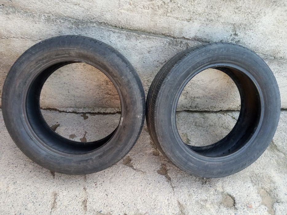 Две шины michelin r18