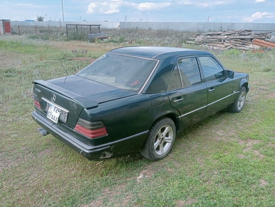 Продам машину срочно