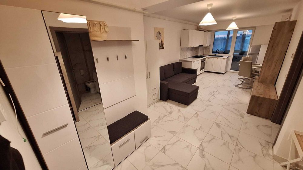 Inchiriez apartament nou 2 camere complex Fiald Bacovia