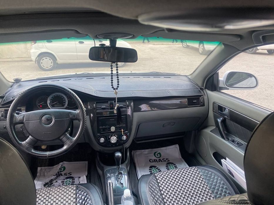 Chevrolet lacetti-2011