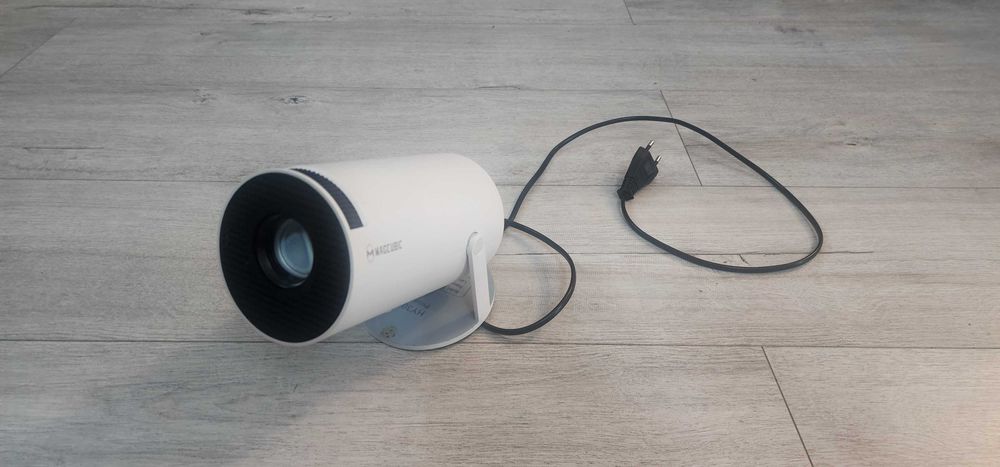 Проектор MAGCUBIC Проектор