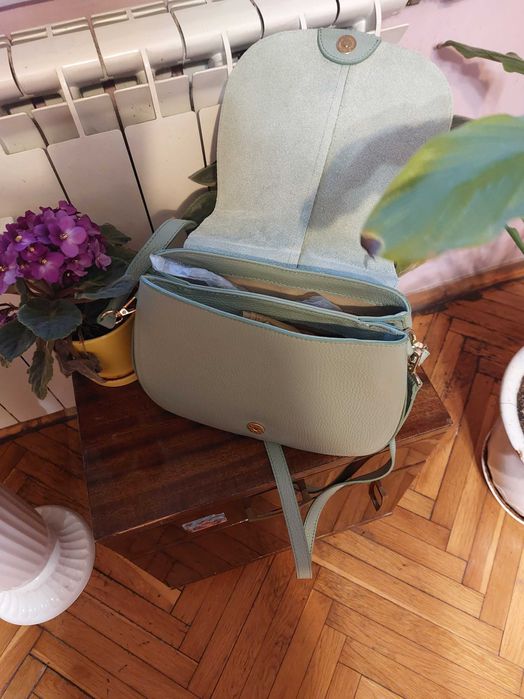 Чанти ежедневни  запазени