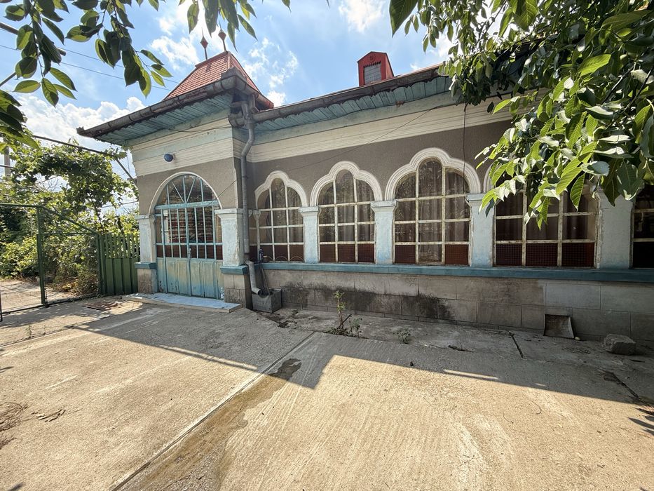 Casa si teren de vanzare com Pirscoveni, 30 min de Craiova