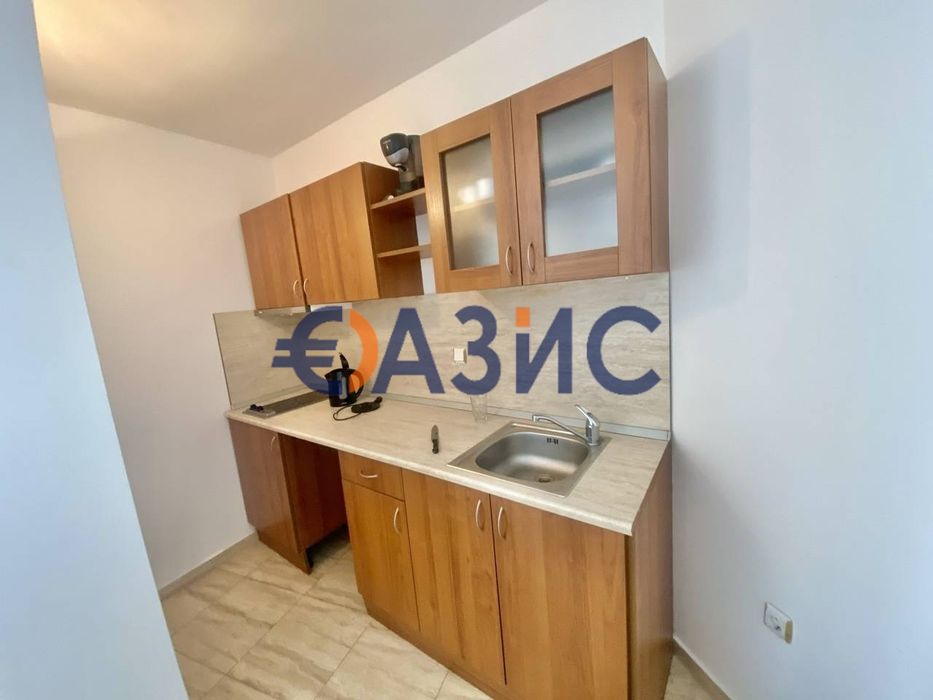 Продава се Двустаен апартамент в к.к. Слънчев бряг - 70 кв.м за 1286 €/кв.м - Снимка #9