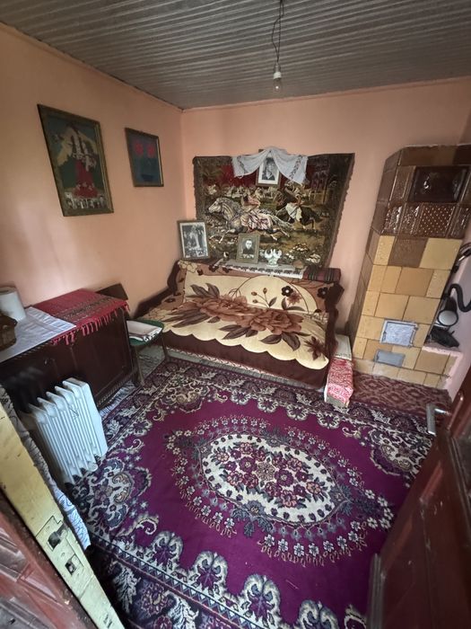 Casă calugareni sat hulubesti