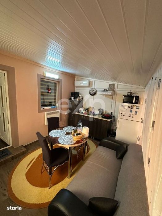 Teren 445 cu fundatie de casa mare + o Casuta locuibila moderna de 2 c