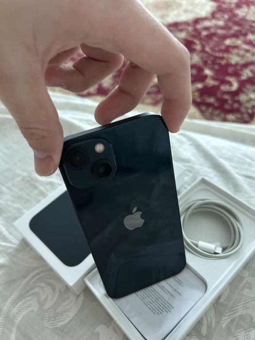 Айфон 13    256 Гб