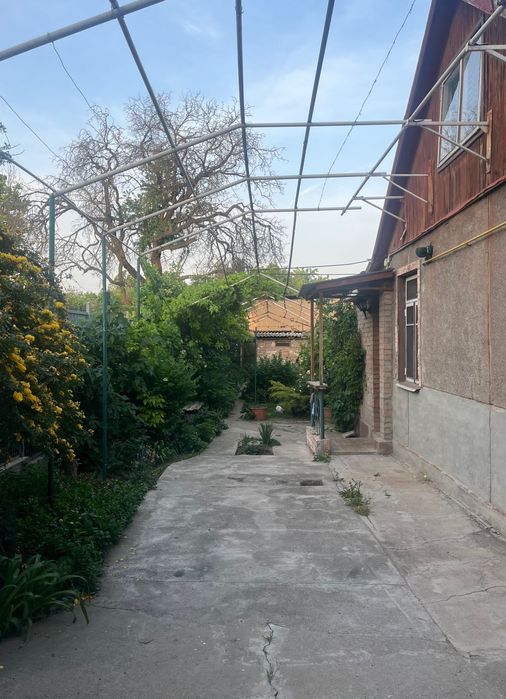 Дачный участок с домом