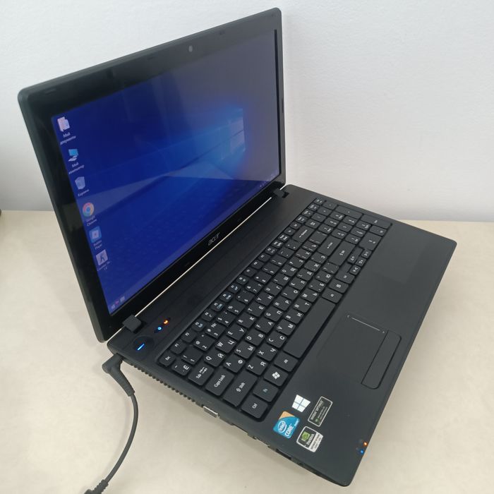 Ноутбук Acer 5742