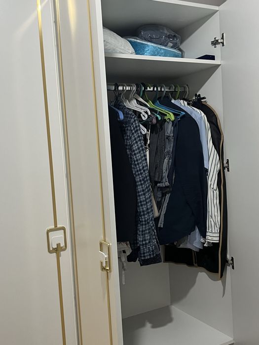 Продам шкаф для спальни