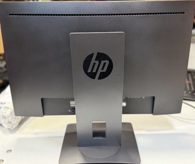 24" HP Z24n FHD+ IPS монитор (1920x1200,5ms,DVI-I,HDMI,2xDP,mDP,USB)