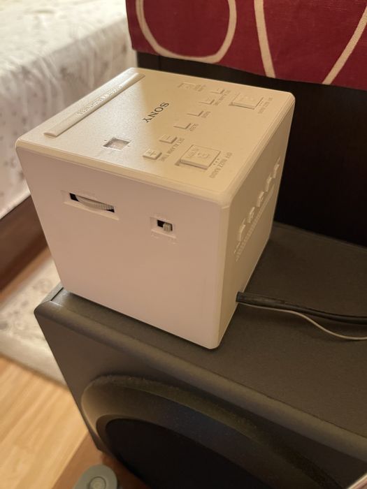 Radio sony cu alarma si ceas digital