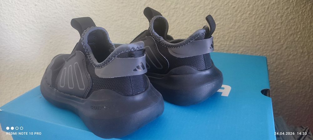 Оригинални детски маратонки Adidas