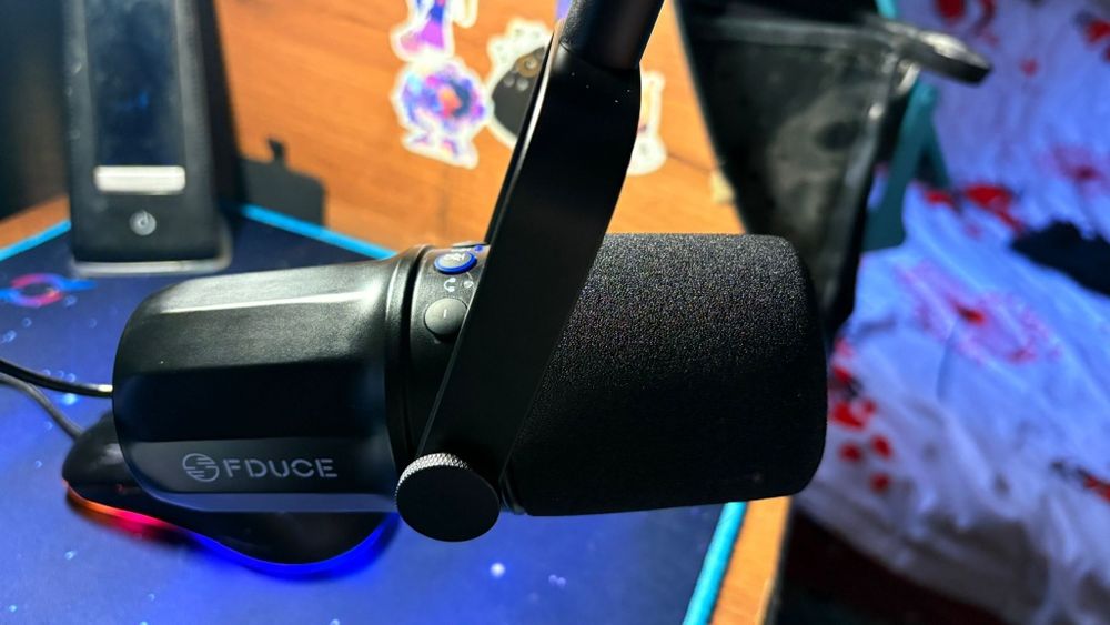 Microfon FDUCE podcast