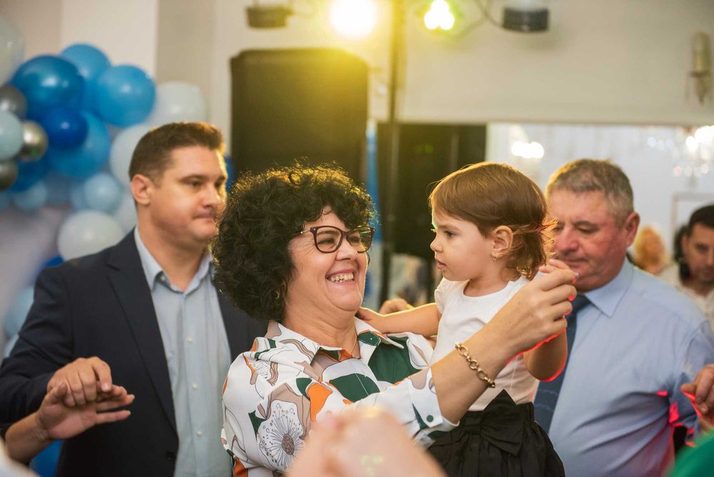 Fotograf eveniment Bucuresti (nunta cununie botez petrecere)