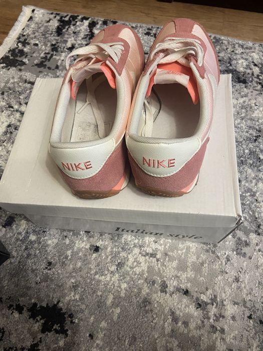 Продавам маратонки