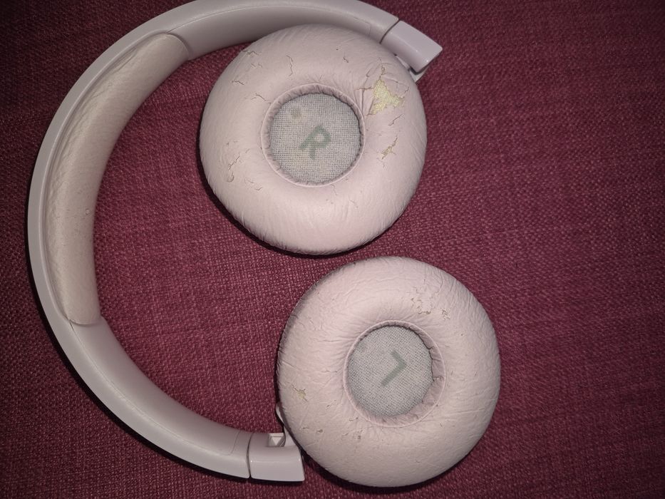 Vand casti JBL tune 660 NC roz