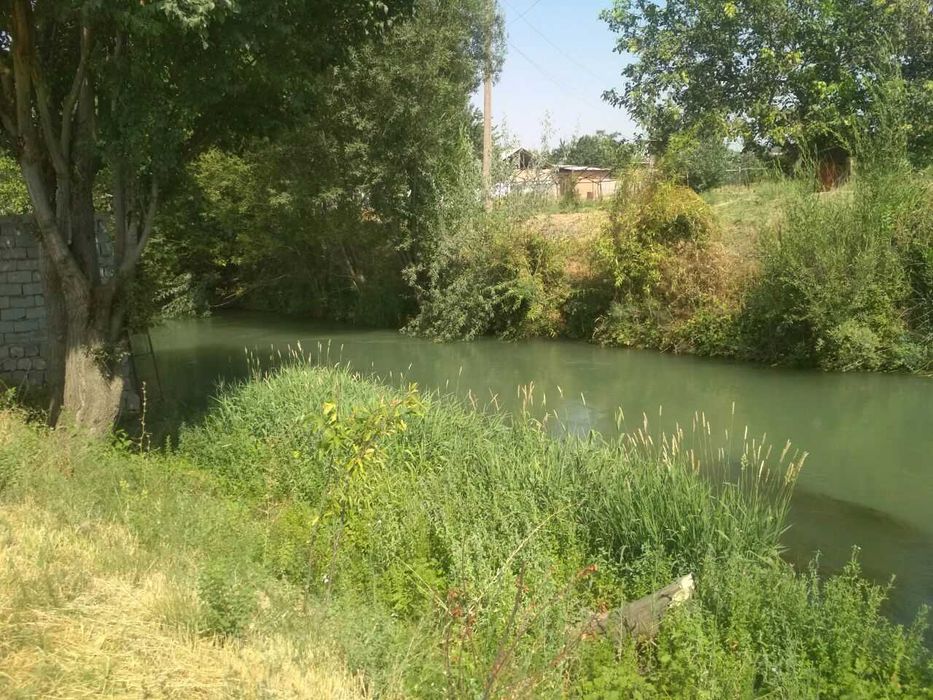 Сув буйида  ЕР ОЛИШНИ АЙНИ ВАКТИ ! 4 СОТИК ЕР фАСАД 22 м.!  Кибрай рн