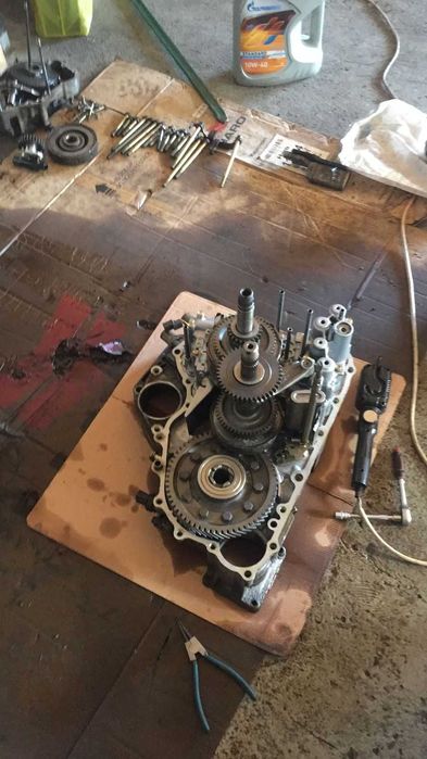 Услуги СТО, ремонт  ДВС и замена масло качественно