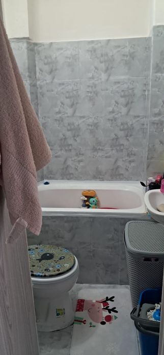 Apartament recent restructurat zona micro 14