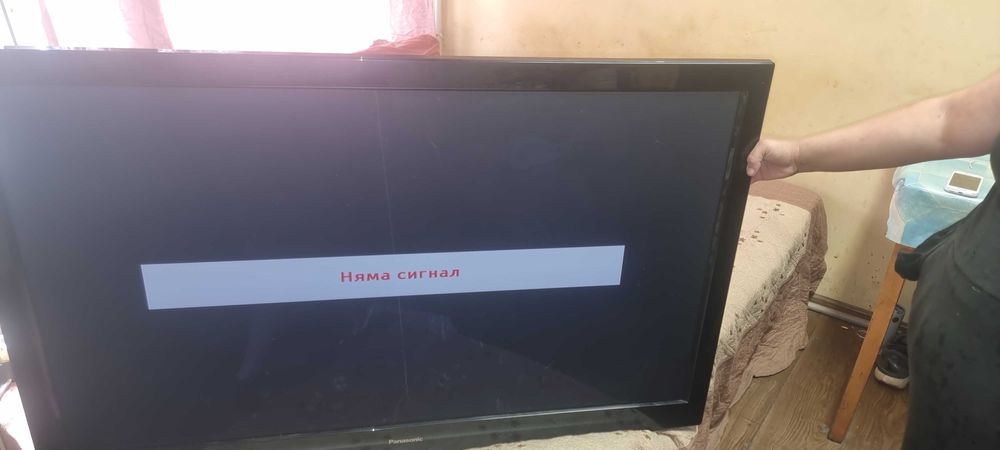 Продавам телевизор Panasonic