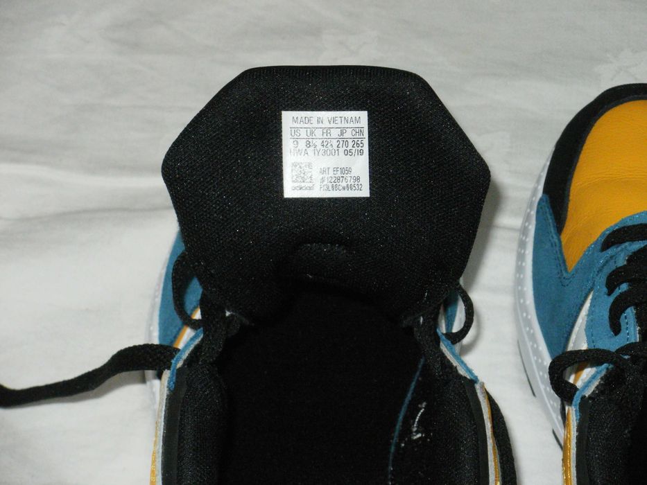 ADIDAS мъжки маратонки естествена кожа 42