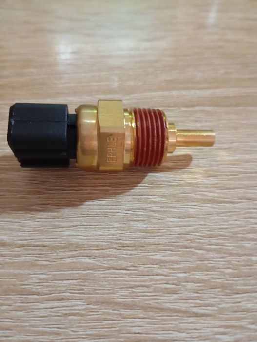 Продам датчик температуры хендай