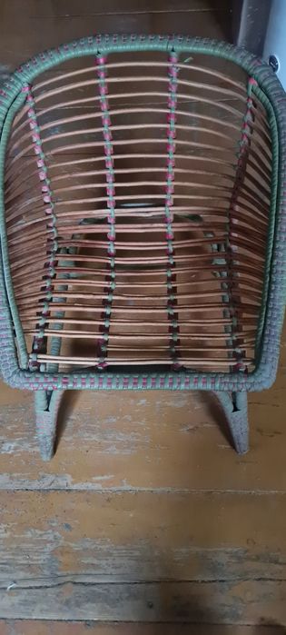 Кресло рапсовое б/у.