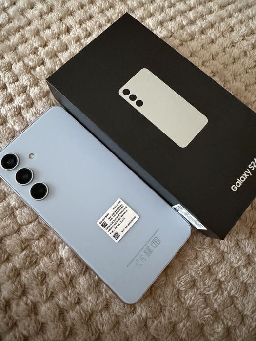Продам samsung galaxy s24