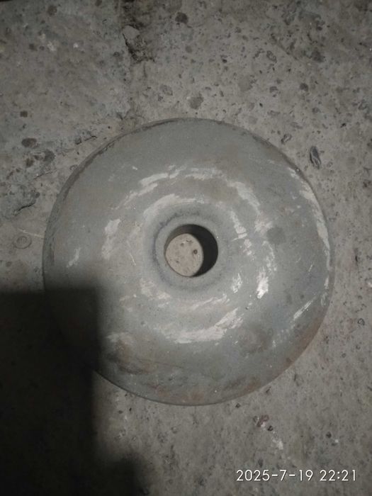 Продаётся Камен шлифовальный саветский