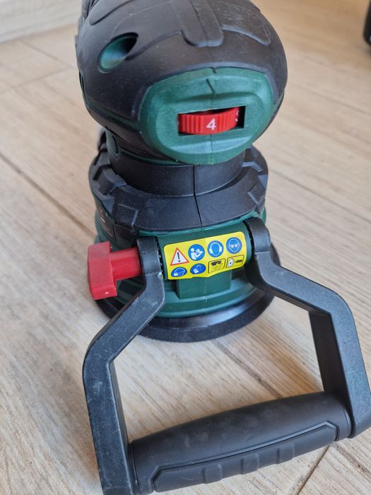 Акумулаторен ексцентършлайф Parkside