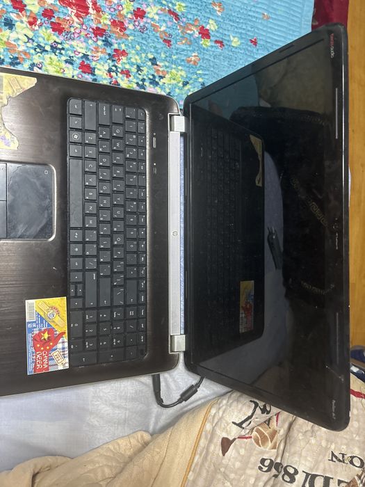 Ноутбук на запчасти