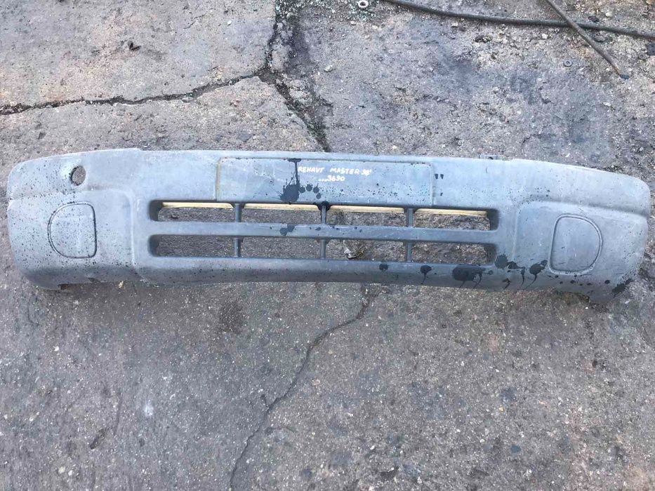 Предна броня Renault Master 1998г.