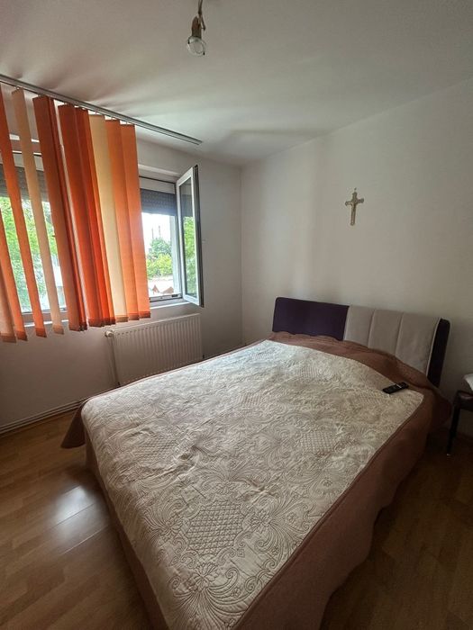 Apartament 3 camere etaj 2 sud