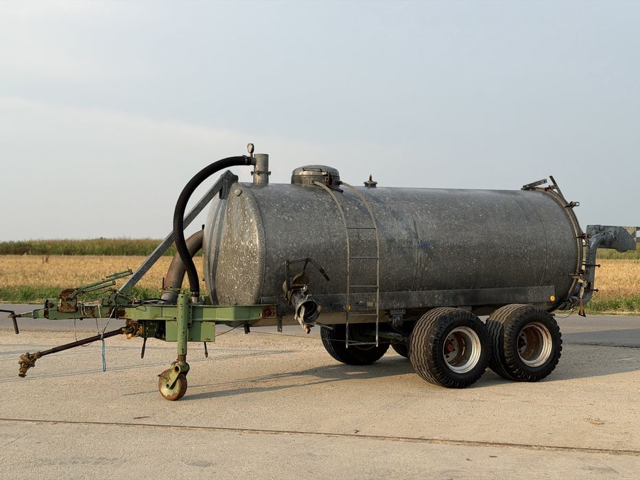Vidanja/Cisterna 7000L cu Punte Tandem In Stare Foarte Buna Fara Rugina Import Germania