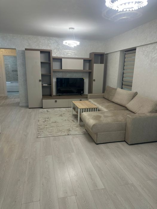 Apartament de închiriat