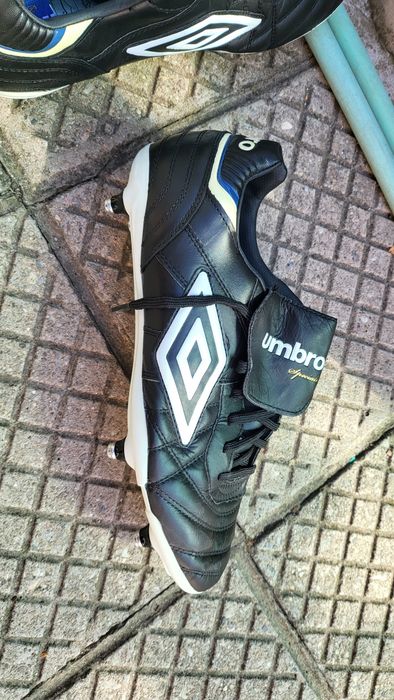 Umbro футболни обувки