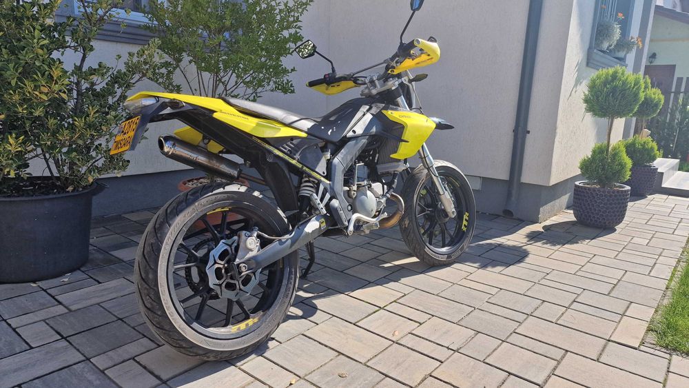 Derbi Senda DRD SuperMoto, inmatriculat, 50cc, 6 trepte, cat. AM sau B