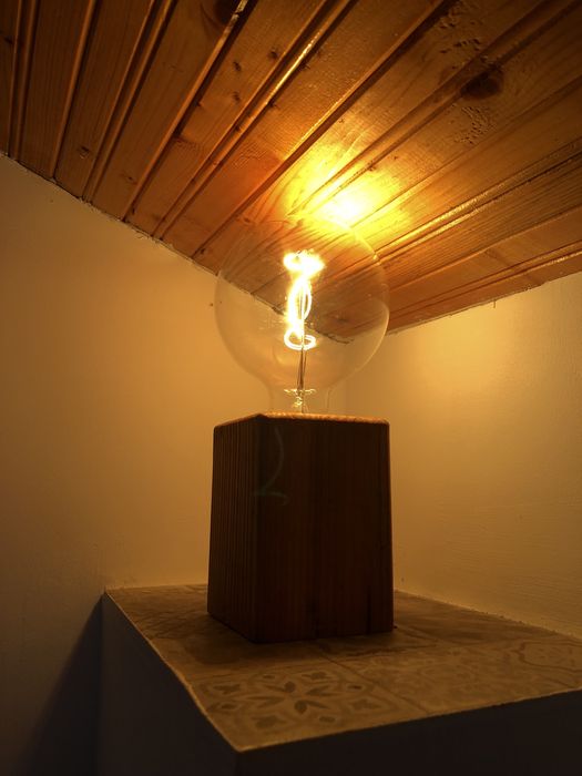 Декоративна дървена лампа / Нощна лампа дървена