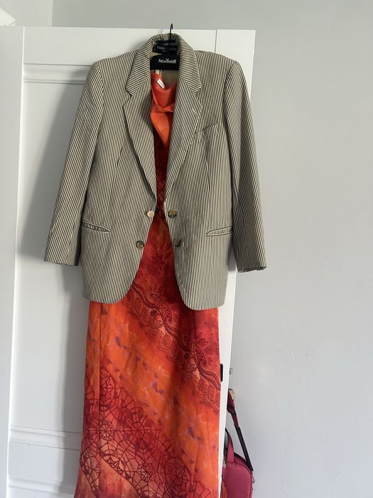 Разгрузка гардероба