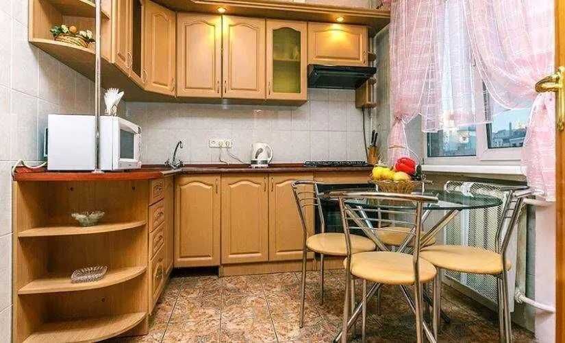 Тристаен имот в кв.Хаджи Димитър