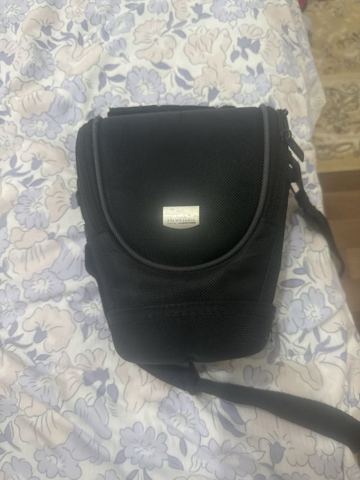 Продам фотоапарат Nikon D 3100