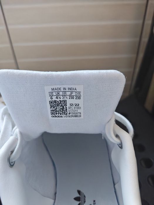 Vând adidasi Adidas Stan Smith