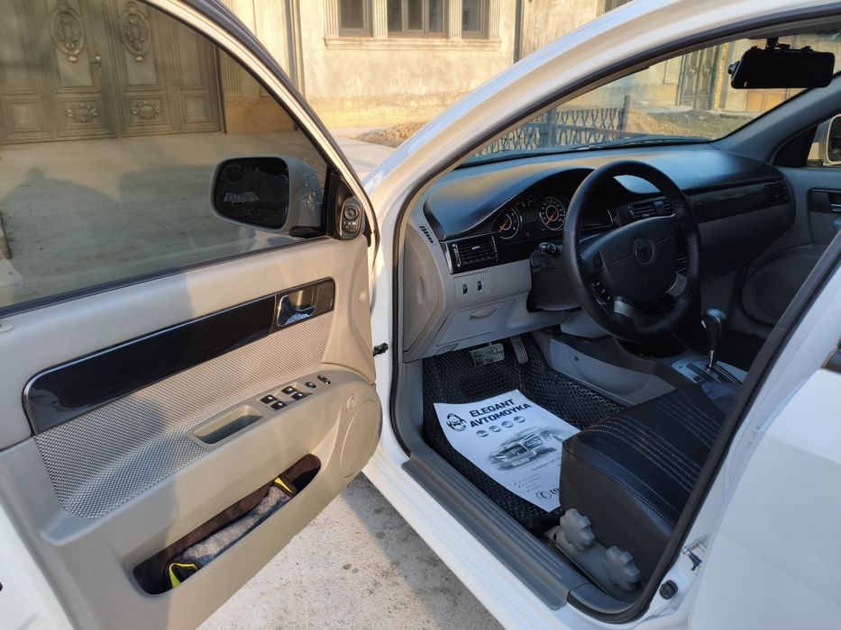 Продам Lacetti 2020 свой. 3 позиции акпп