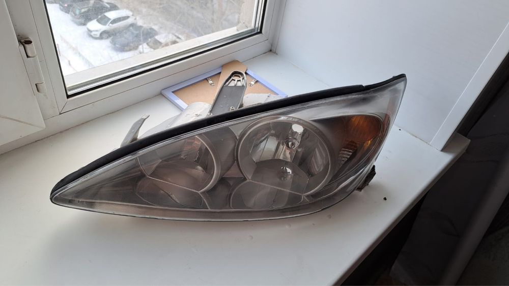 Фара правая камри 30 америка