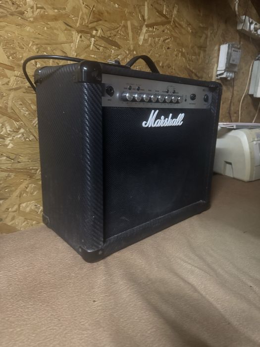 Marshall MG30CFX гитарный комбоусилитель