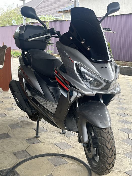 Мопед макси новый